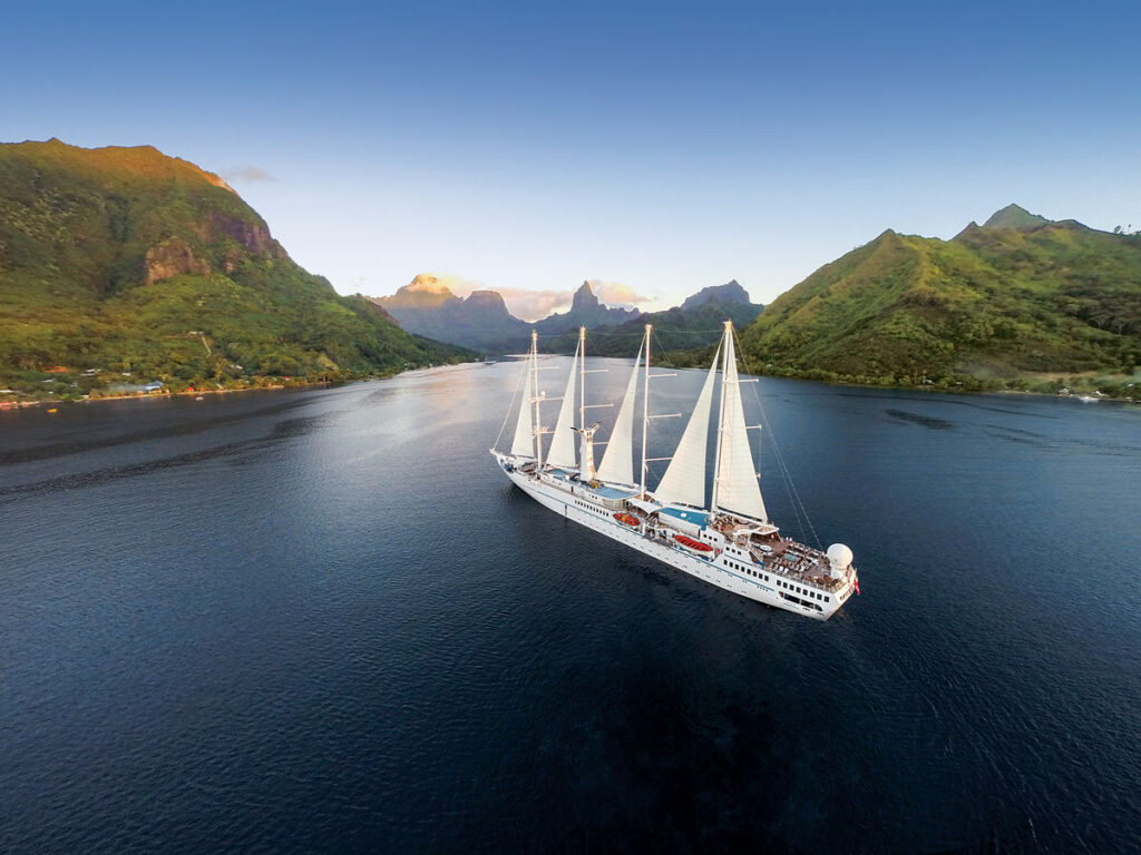 Windstar Cruises Launches Christmas in July Promotion