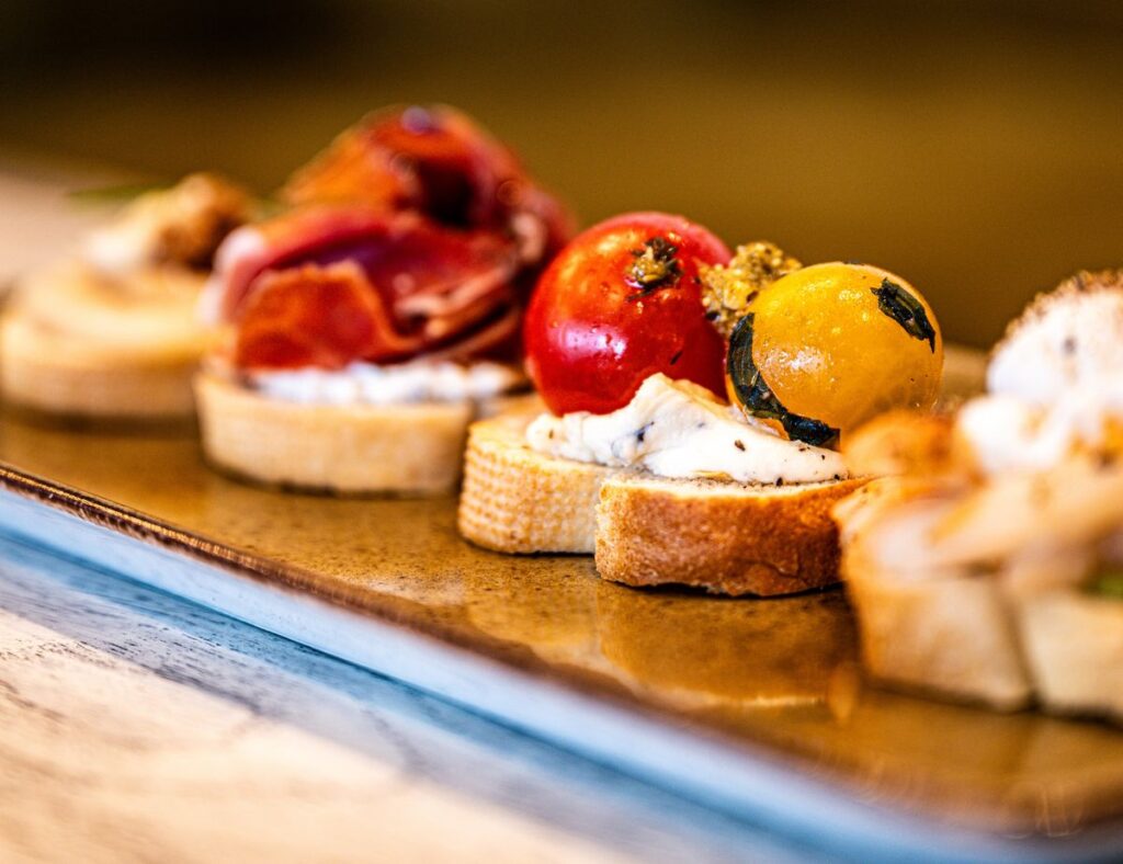 HX Expeditions Launches New International Theme Menus