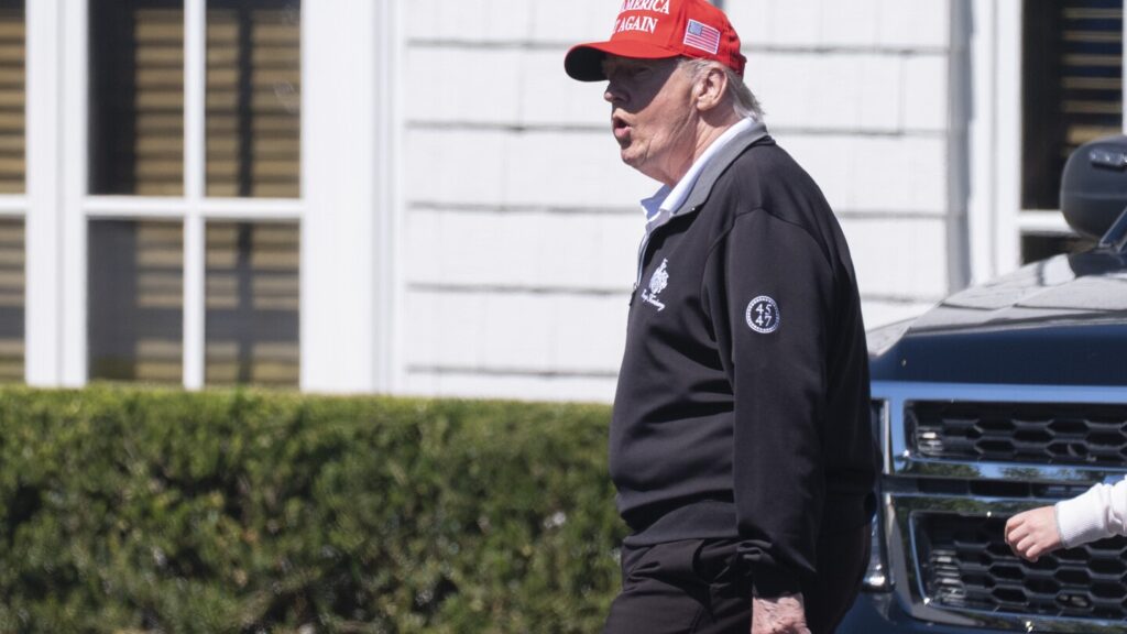 A Chinese student was questioned for hours in the US, then sent back