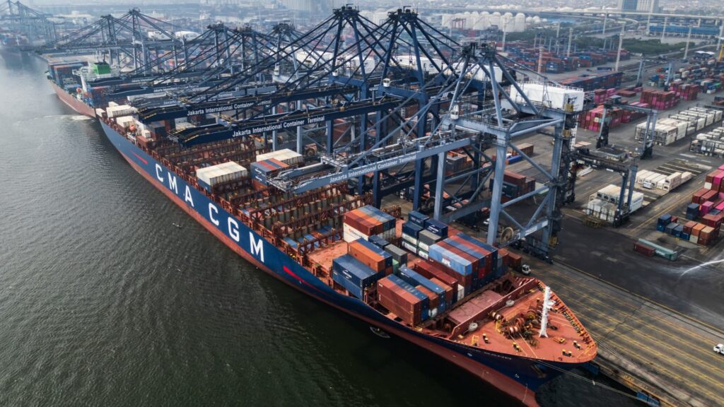 Yieldstreet tell investors in $89 million worth of marine loans to expect losses