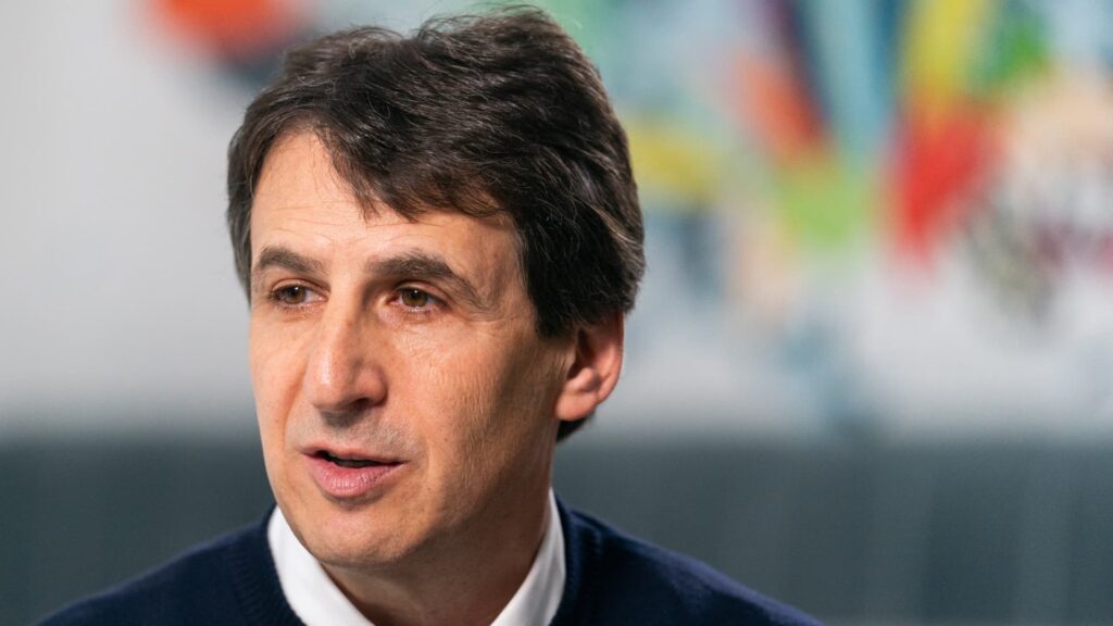 Apollo CEO Marc Rowan says traditional investing model is ‘broken’