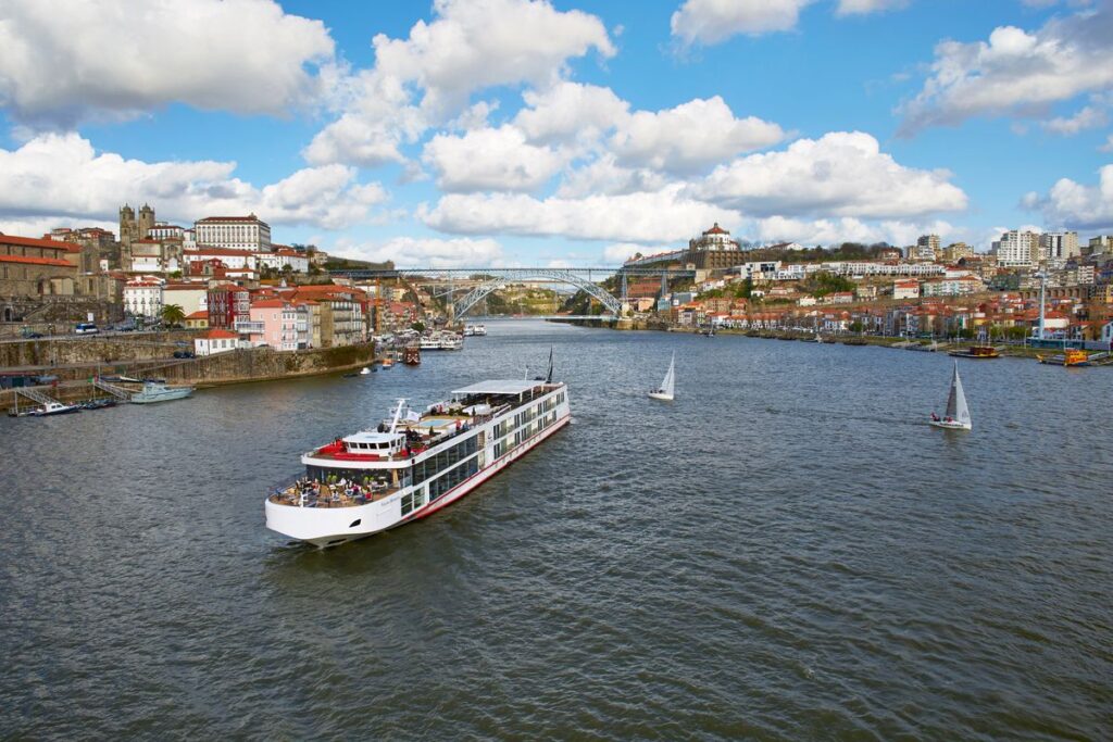 Viking Takes Delivery of Newest Douro River Cruise Ship