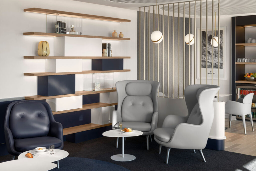 Unwind at the Redesigned Air France Lounge at Charles de Gaulle Airport