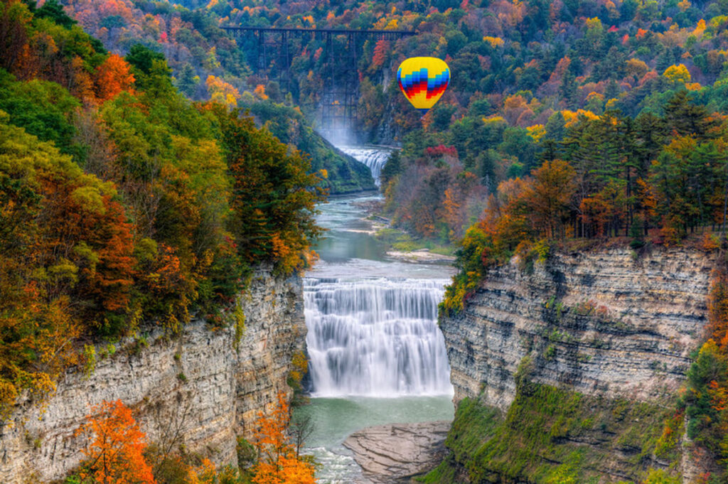Fall Destinations in the US Without the Crowds