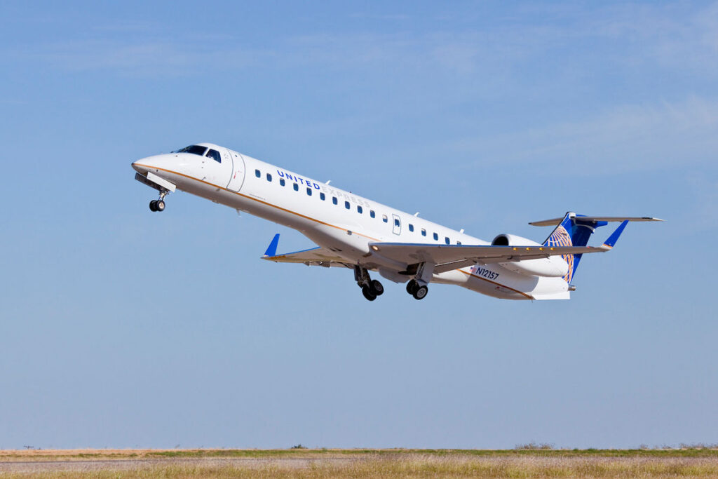 United Express Flight Overshoots Runway at Virginia Airport