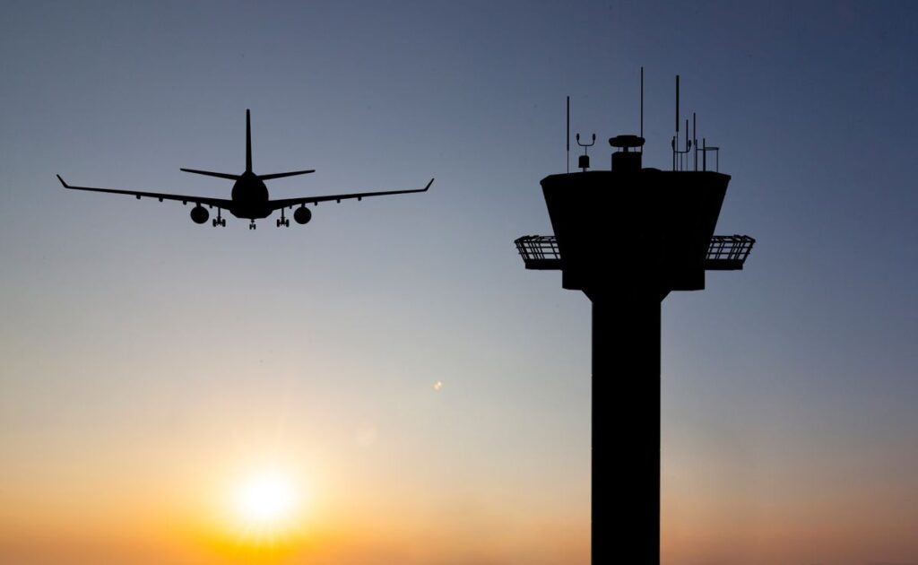 Air Traffic Control Flight Delays, Airlines’ Financial Recovery and Top Air Travel News From October 2025