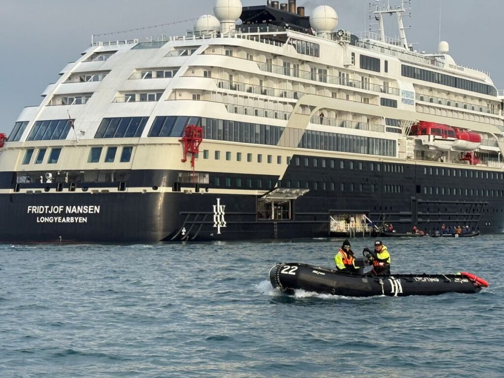 HX Expeditions Launches Fully Electric Boats for Polar Exploration