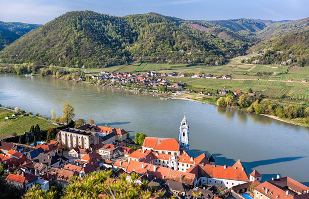 Experience the Danube in Blooming Seasons With AmaWaterways