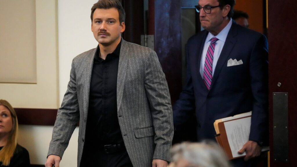 Morgan Wallen arrest video shows he denied throwing chair off bar roof