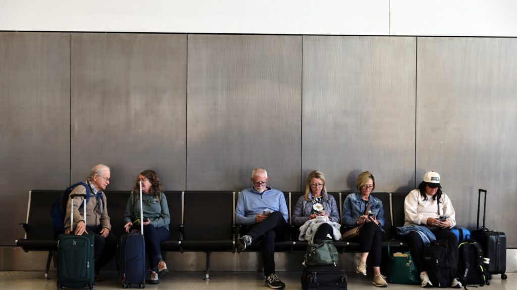 How the FAA’s flight cuts could impact your upcoming travel plans