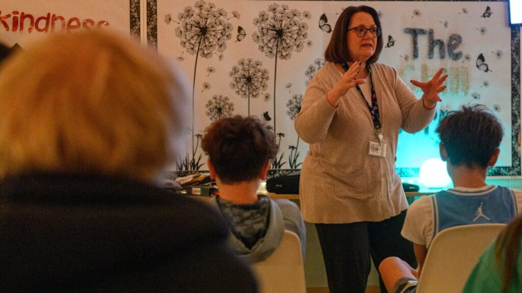 ‘Some kids don’t really have anyone to talk to or trust.’ Chill rooms fill that gap.