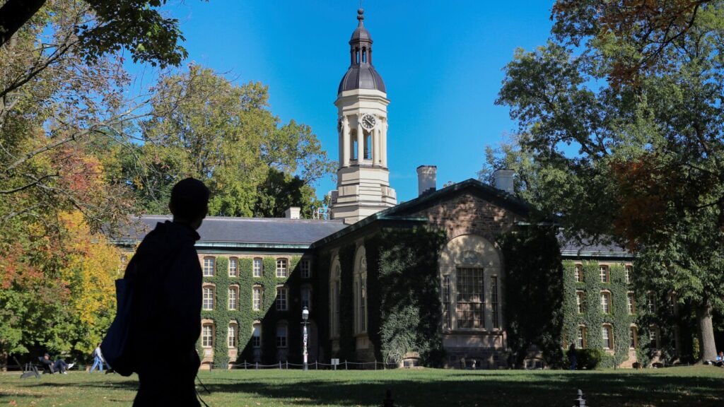 College admissions: Top schools prioritize economic diversity